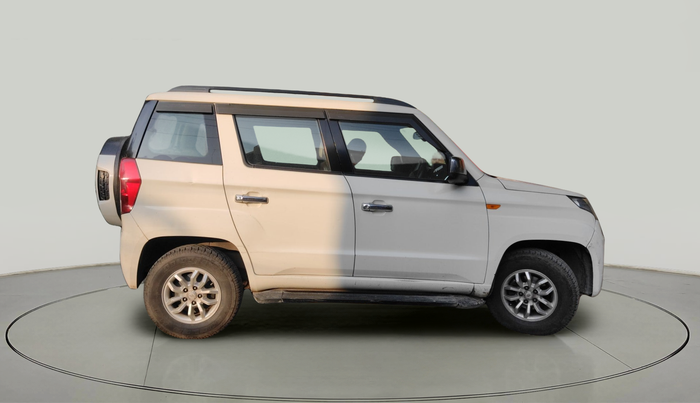 2018 Mahindra TUV300 T8, Diesel, Manual, 1,04,800 km, exterior