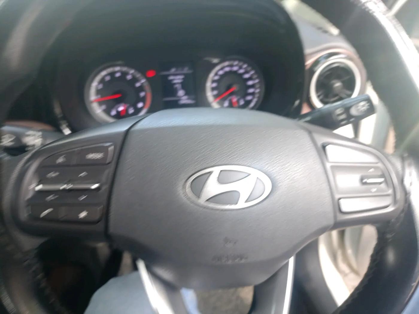 2023 Hyundai AURA SX 1.2 CNG, Petrol, Manual, 1,31,500 km, interior