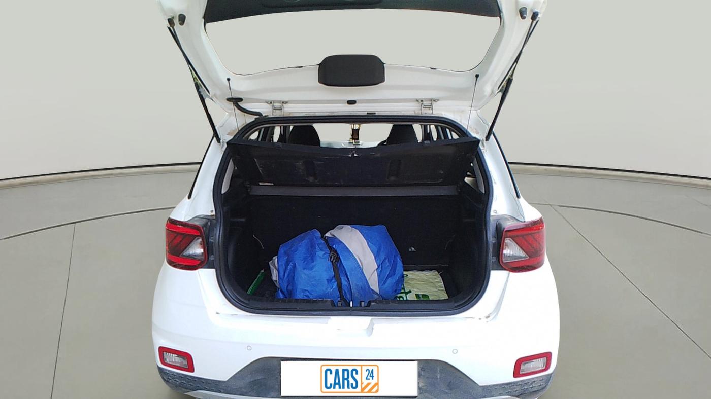2020 Hyundai VENUE S 1.5 CRDI, Diesel, Manual, 1,31,614 km, exterior