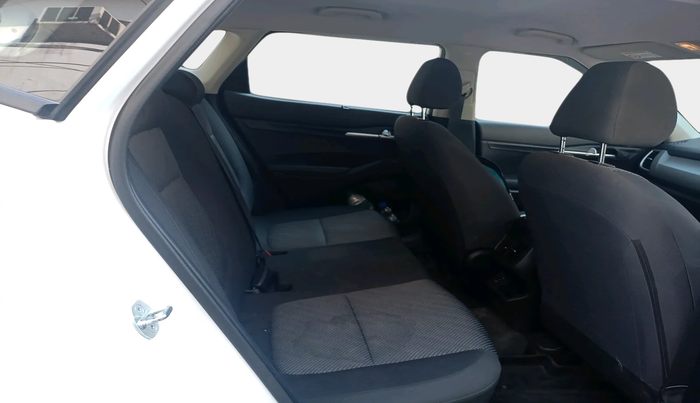 2024 KIA SELTOS HTE 1.5D IMT, Diesel, Manual, 34,369 km, interior