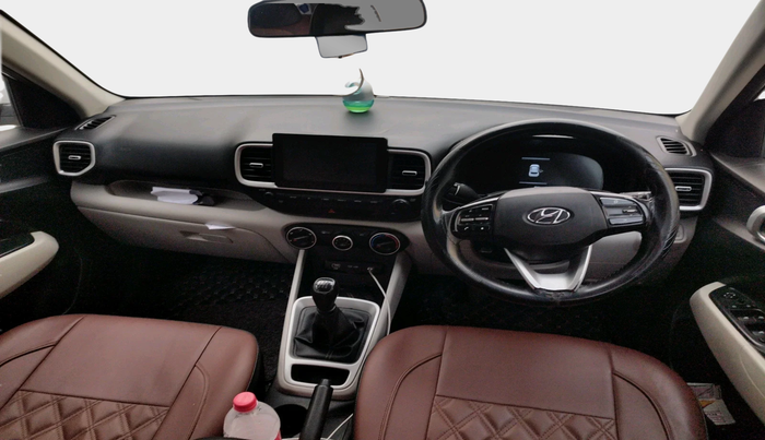 2022 Hyundai VENUE S(O) 1.2, Petrol, Manual, 71,219 km, interior