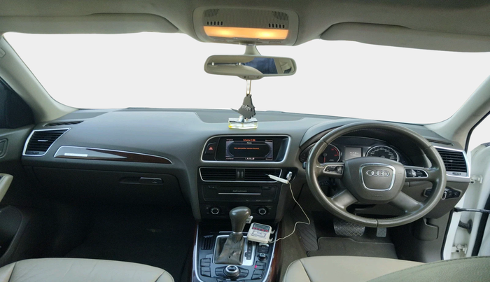 2012 Audi Q5 2.0 TDI QUATTRO, Diesel, Automatic, 1,71,410 km, interior