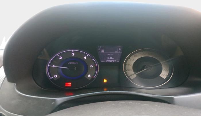 2012 Hyundai Verna FLUIDIC 1.6 CRDI SX OPT, Diesel, Manual, 1,23,721 km, interior