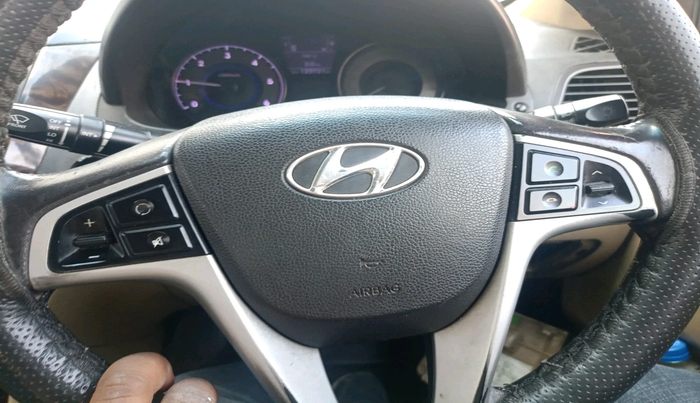 2012 Hyundai Verna FLUIDIC 1.6 CRDI SX OPT, Diesel, Manual, 1,23,721 km, interior