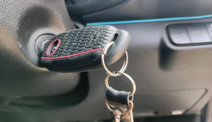 2020 Hyundai VENUE SX 1.5 CRDI, Diesel, Manual, 95,781 km, interior