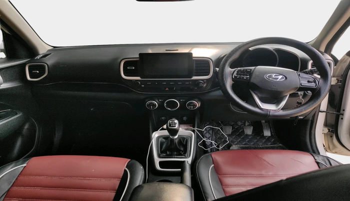 2020 Hyundai VENUE SX 1.5 CRDI, Diesel, Manual, 95,781 km, interior