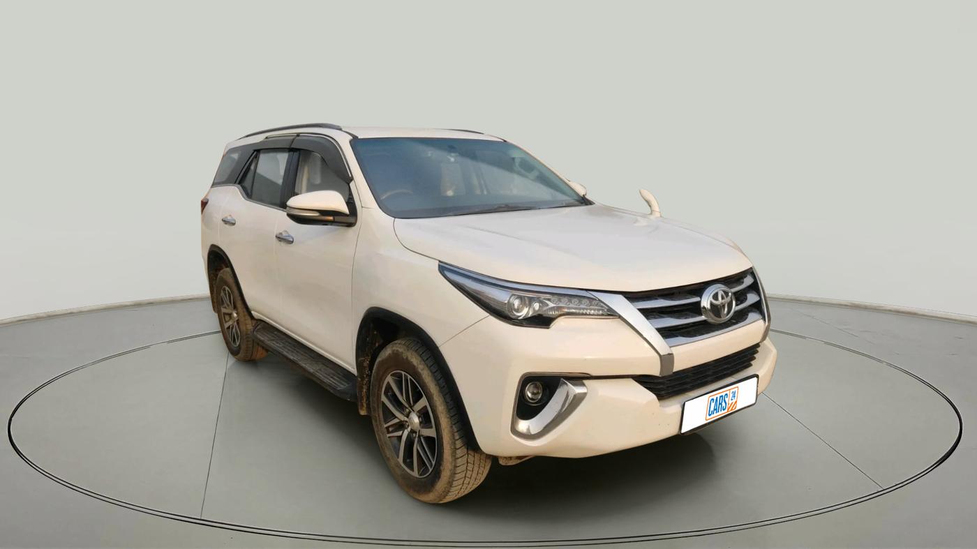 2017 Toyota Fortuner 2.8 4X4 MT, Diesel, Manual, 90,516 km, exterior