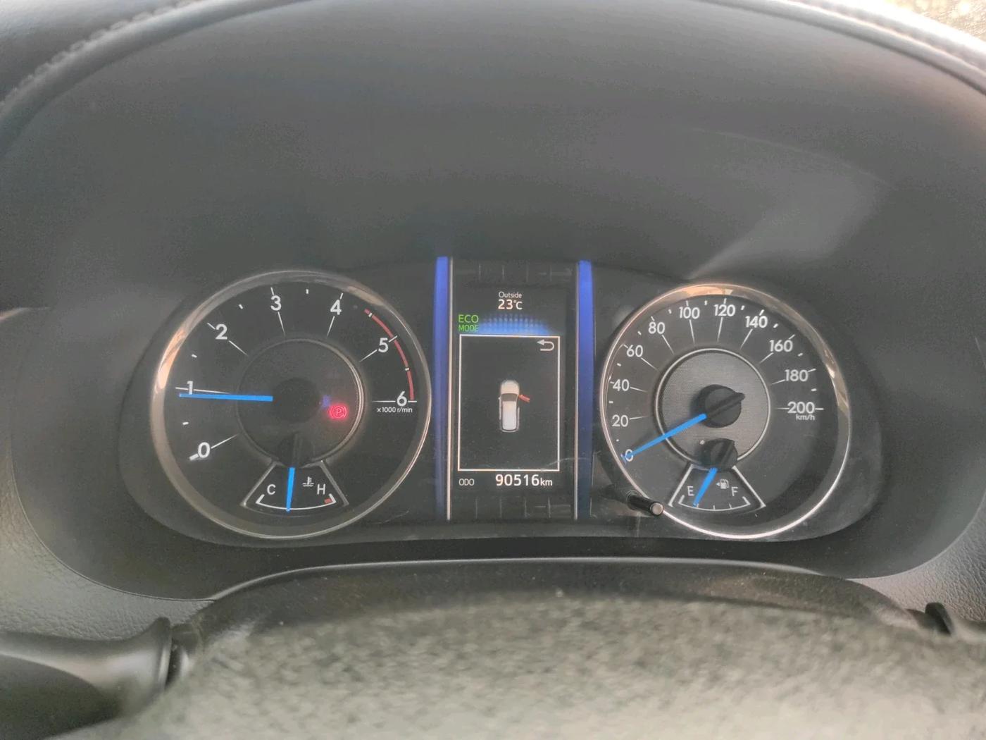 2017 Toyota Fortuner 2.8 4X4 MT, Diesel, Manual, 90,516 km, interior