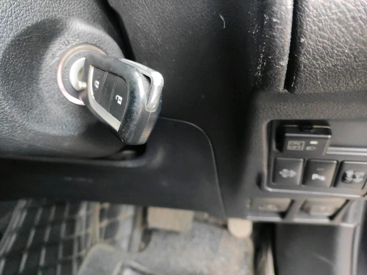 2021 Toyota Innova Crysta 2.4 GX AT 7 STR, Diesel, Automatic, 95,696 km, interior
