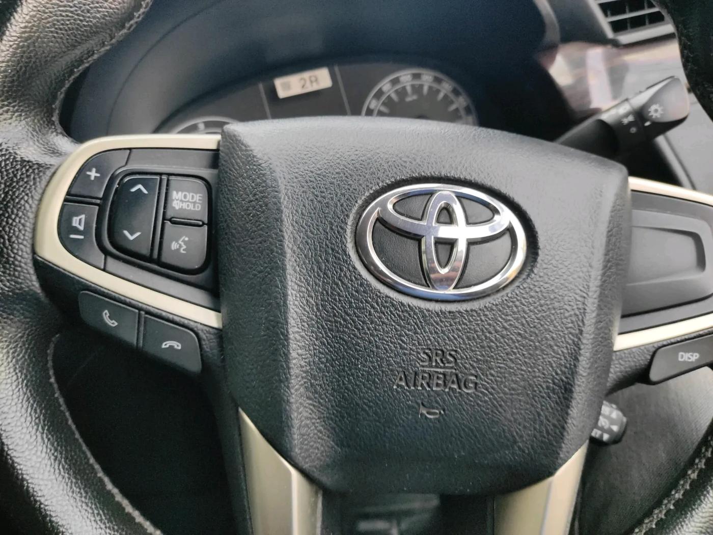 2021 Toyota Innova Crysta 2.4 GX AT 7 STR, Diesel, Automatic, 95,696 km, interior