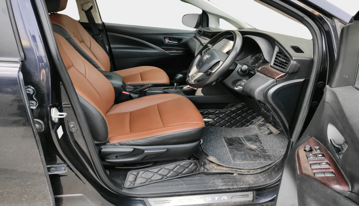 2021 Toyota Innova Crysta 2.4 GX AT 7 STR, Diesel, Automatic, 95,696 km, interior