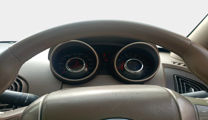 2013 Mahindra XUV500 W8, Diesel, Manual, 1,15,513 km, interior