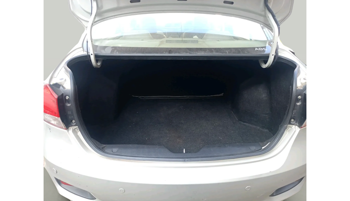 2015 Maruti Ciaz ZXI, Petrol, Manual, 1,26,289 km, exterior