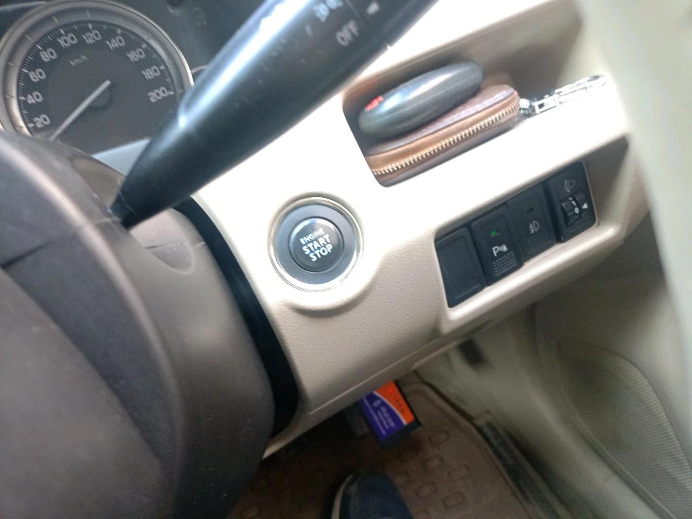 2015 Maruti Ciaz ZXI, Petrol, Manual, 1,26,289 km, interior