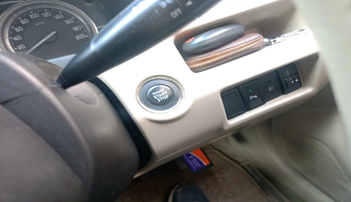 2015 Maruti Ciaz ZXI, Petrol, Manual, 1,26,289 km, interior