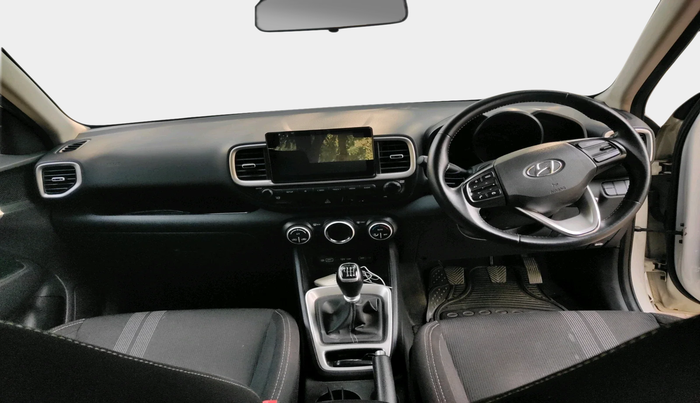 2021 Hyundai VENUE SX 1.5 CRDI, Diesel, Manual, 39,512 km, interior