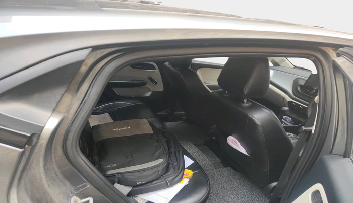 2022 Tata ALTROZ XE PETROL, Petrol, Manual, 15,084 km, interior