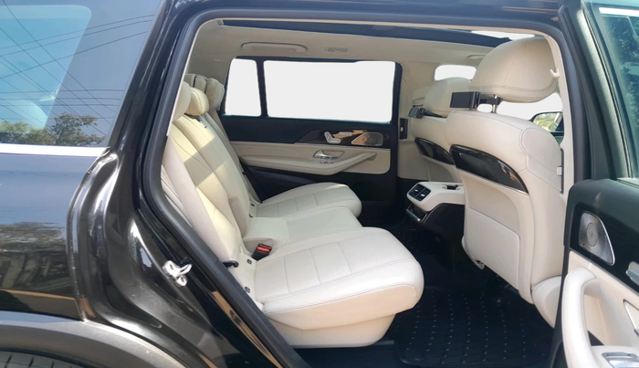 2022 Mercedes Benz GLS 450 4MATIC, Petrol, Automatic, 75,470 km, interior