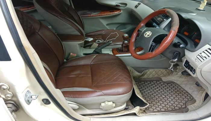 2011 Toyota Corolla Altis G DIESEL, Diesel, Manual, 1,70,000 km, interior