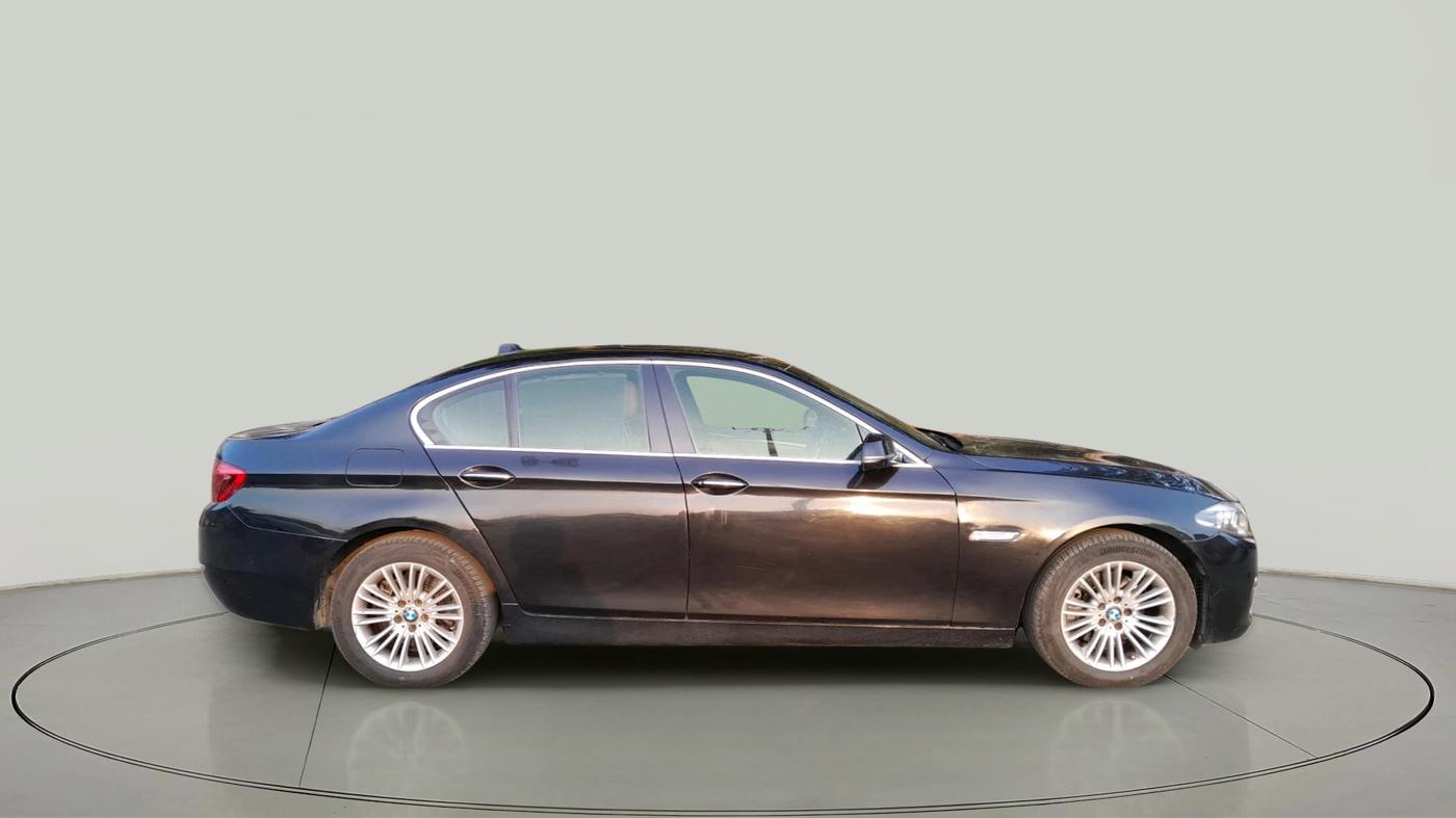 2017 BMW 5 Series 520D LUXURY LINE, Diesel, Automatic, 1,19,847 km, exterior