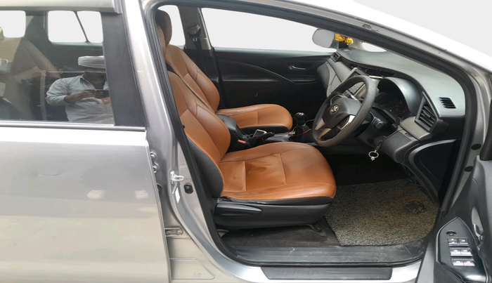 2016 Toyota Innova Crysta 2.4 GX 8 STR, Diesel, Manual, 1,74,097 km, interior