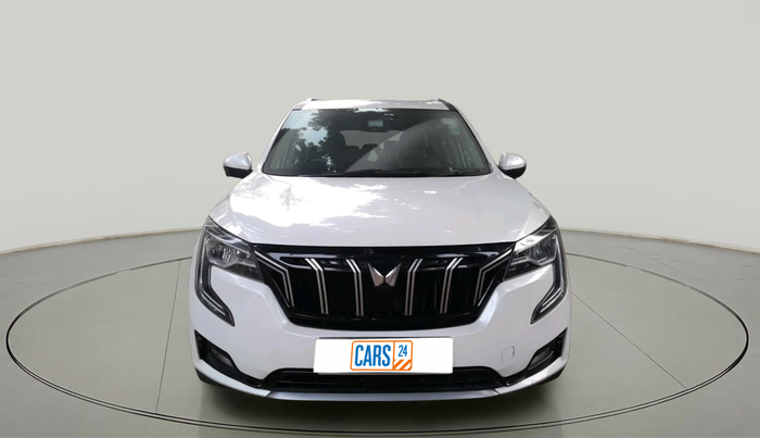 2023 Mahindra XUV700 AX 7 LUXURY D AWD AT 7 STR, Diesel, Automatic, 54,944 km, exterior