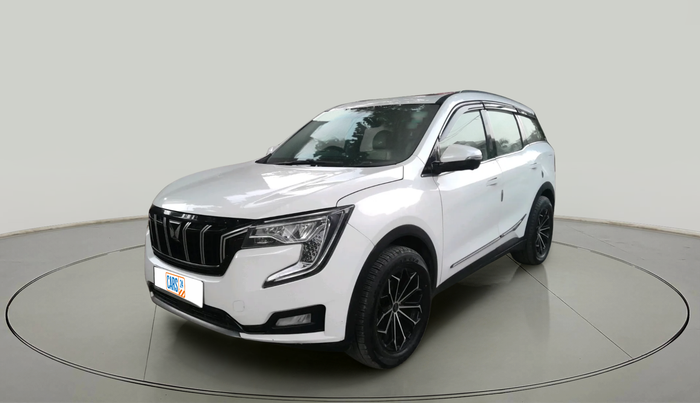 2023 Mahindra XUV700 AX 7 LUXURY D AWD AT 7 STR, Diesel, Automatic, 54,944 km, exterior