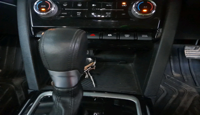 2023 Mahindra XUV700 AX 7 LUXURY D AWD AT 7 STR, Diesel, Automatic, 54,944 km, interior