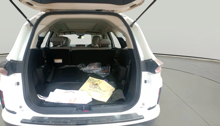 2024 Tata Safari PURE PLUS S AT, Diesel, Automatic, 28,196 km, exterior