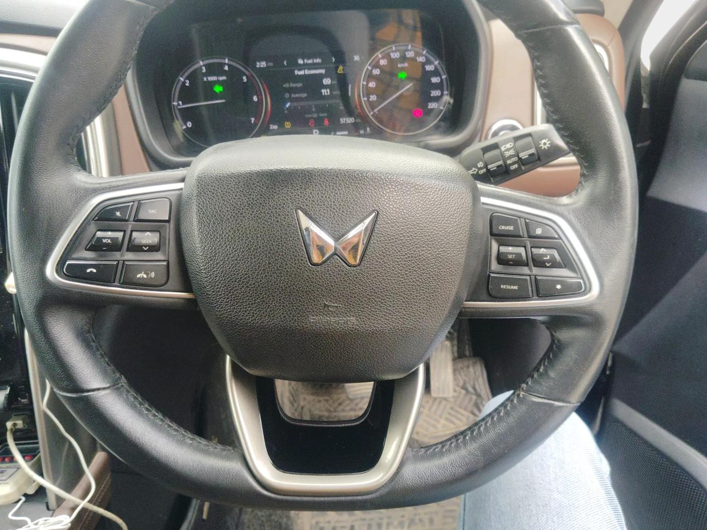 2023 Mahindra SCORPIO-N Z8 DIESEL AT 2WD 7 STR, Diesel, Automatic, 57,320 km, interior