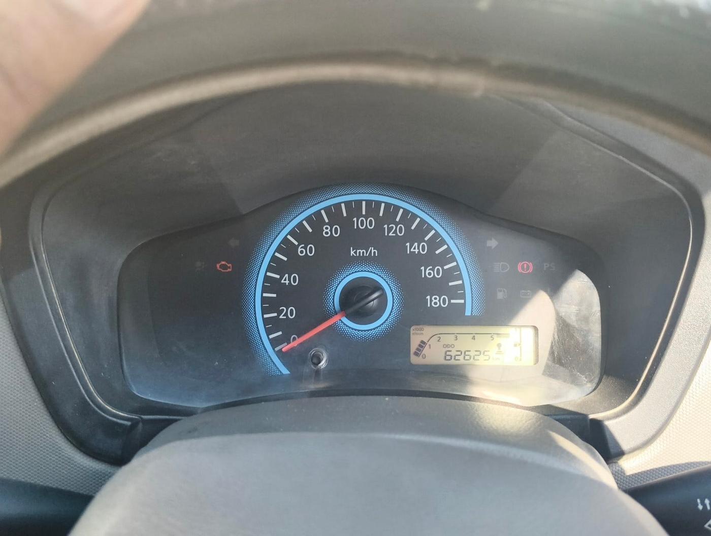 2016 Datsun Redi Go T (O), Petrol, Manual, 62,625 km, interior
