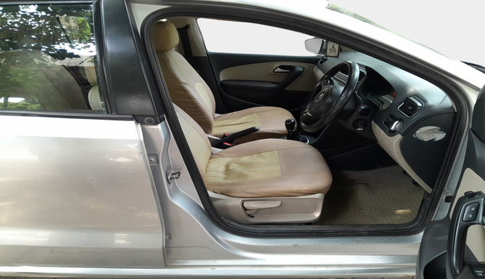 2013 Volkswagen Polo HIGHLINE DIESEL, Diesel, Manual, 99,230 km, interior