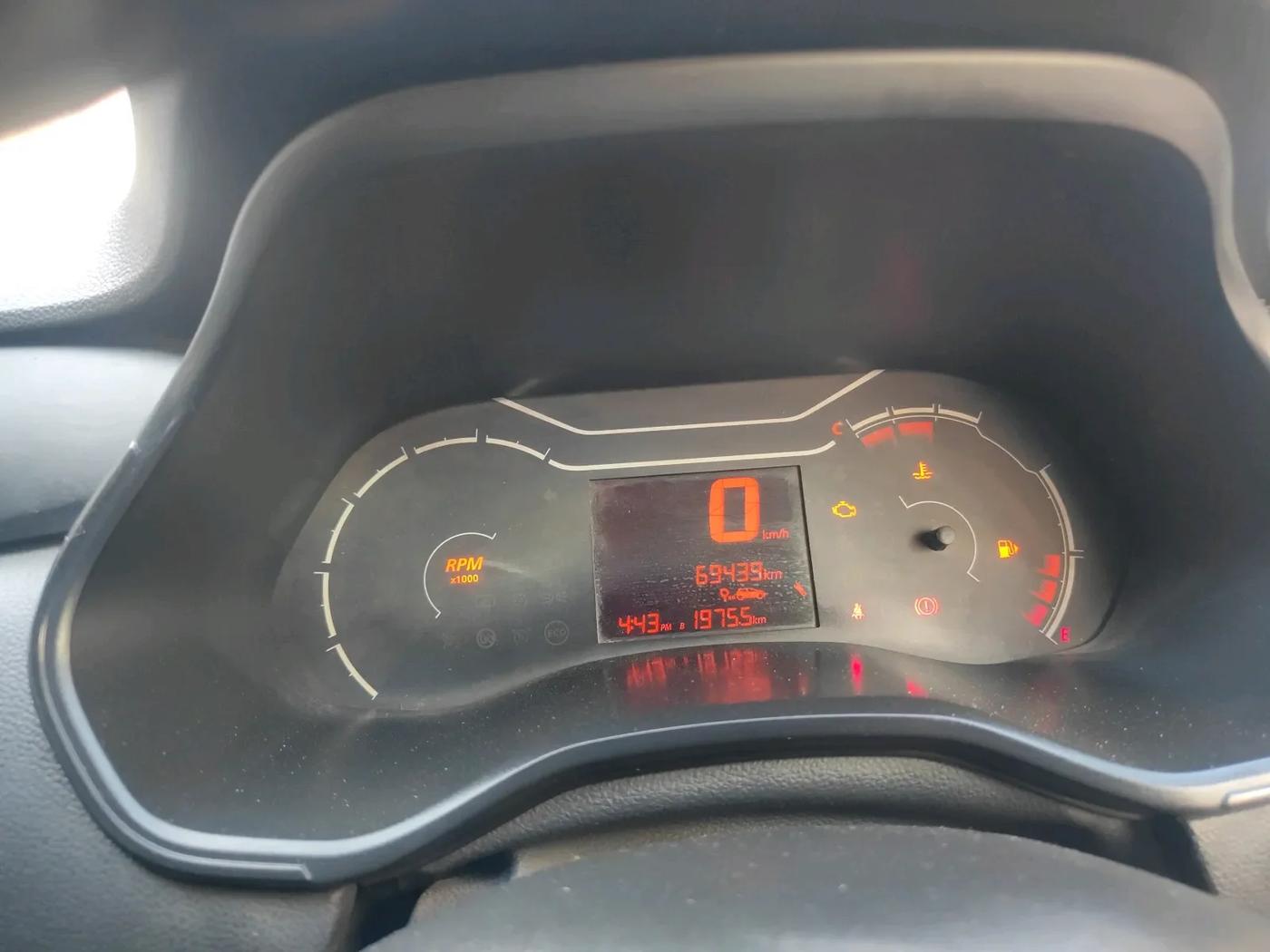 2019 Renault TRIBER RXE MT, Petrol, Manual, 70,500 km, interior