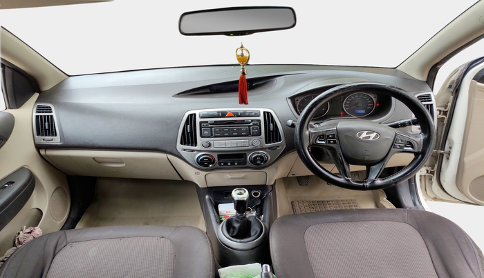2013 Hyundai i20 SPORTZ 1.4 CRDI, Diesel, Manual, 1,18,556 km, interior