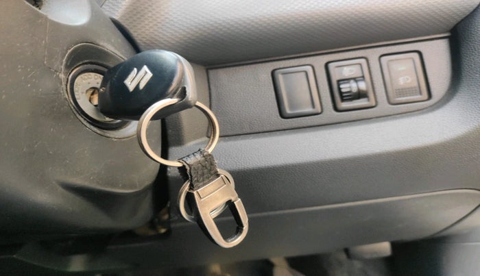 2014 Maruti Ritz VDI, Diesel, Manual, 1,35,788 km, interior