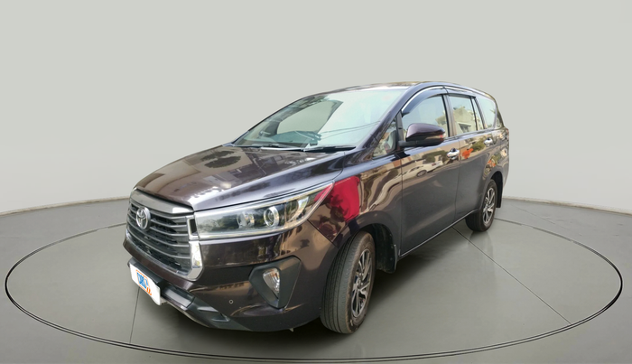 2022 Toyota Innova Crysta 2.7 VX 7 STR, Petrol, Manual, 1,43,102 km, exterior