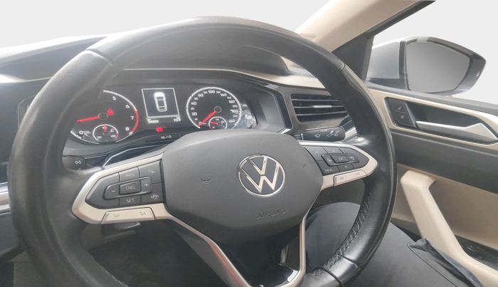 2023 Volkswagen VIRTUS HIGHLINE TSI 1.0 MT, Petrol, Manual, 35,556 km, interior