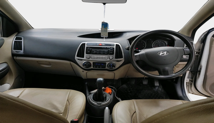 2013 Hyundai i20 MAGNA (O) 1.4 CRDI, Diesel, Manual, 1,10,661 km, interior