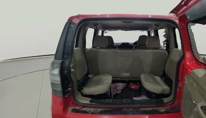 2019 Mahindra TUV300 T6 PLUS, Diesel, Manual, 96,722 km, exterior