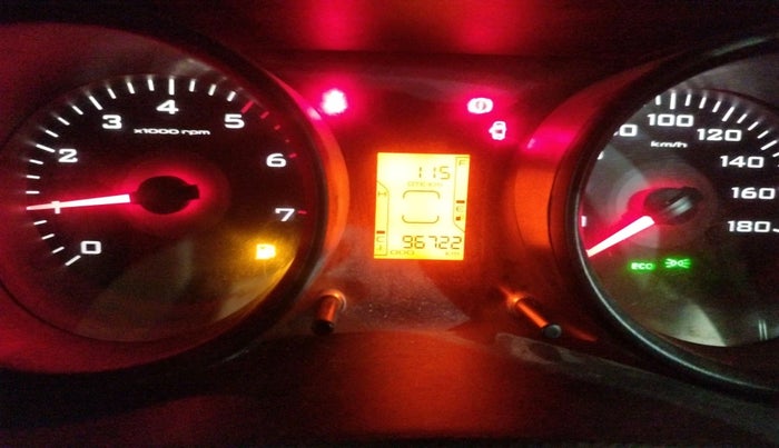 2019 Mahindra TUV300 T6 PLUS, Diesel, Manual, 96,722 km, interior