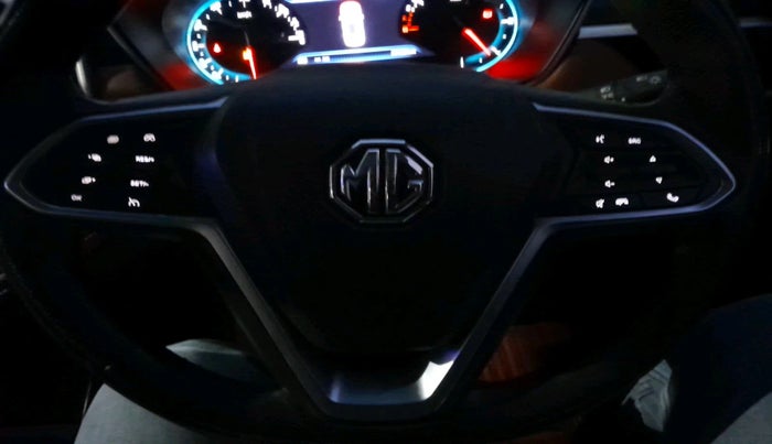 2022 MG HECTOR PLUS SHARP 2.0 DIESEL TURBO MT 6-STR, Diesel, Manual, 37,991 km, interior