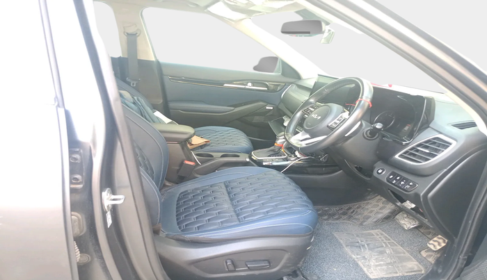 2023 KIA SELTOS  X LINE 1.5 DIESEL AT, Diesel, Automatic, 22,870 km, interior