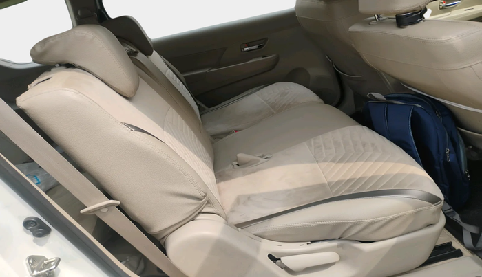 2019 Maruti Ertiga ZDI+ 1.3, Diesel, Manual, 31,465 km, interior