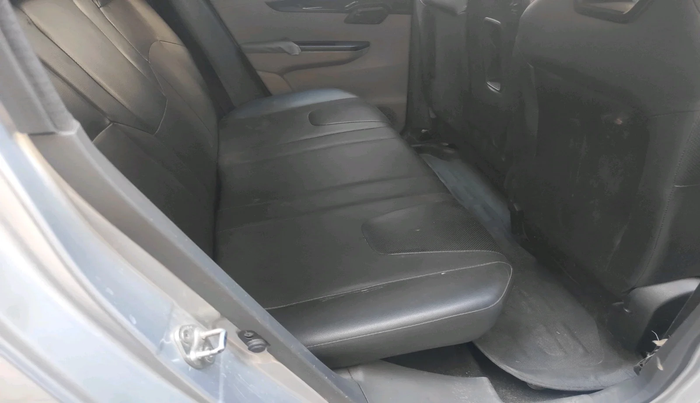 2018 Mahindra KUV 100 NXT K2 D 6S, Diesel, Manual, 73,442 km, interior