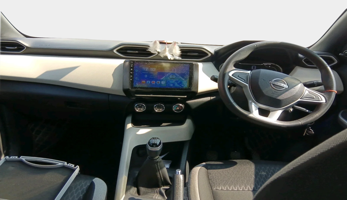 2023 Nissan MAGNITE XE, Petrol, Manual, 13,035 km, interior