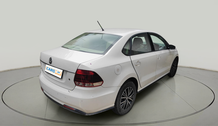 2021 Volkswagen Vento HIGHLINE 1.0L TSI, Petrol, Manual, 59,253 km, exterior