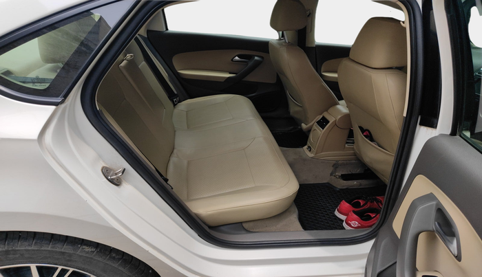 2021 Volkswagen Vento HIGHLINE 1.0L TSI, Petrol, Manual, 59,253 km, interior