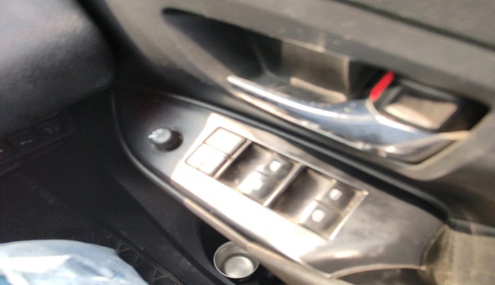 2016 Toyota Innova Crysta 2.8 GX AT 8 STR, Diesel, Automatic, 1,51,690 km, interior