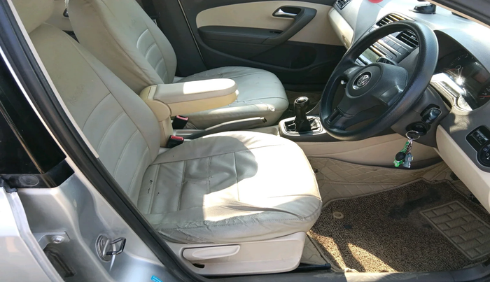 2012 Volkswagen Vento TRENDLINE 1.6, Petrol, Manual, 81,085 km, interior