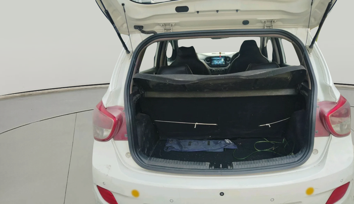 2015 Hyundai Grand i10 SPORTZ 1.1 CRDI, Diesel, Manual, 97,256 km, exterior